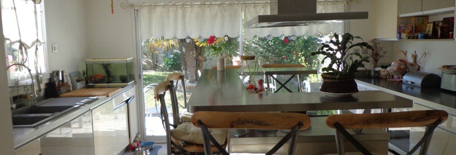 Maison 8 Pièces 204 m² à vendre à Pont-Sainte-Maxence (60700)