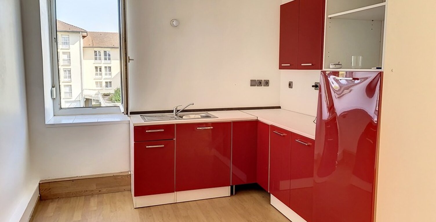 GRAY (70) - Vendu loué - Appartement 3 pièces - 2 chambres — photo 1