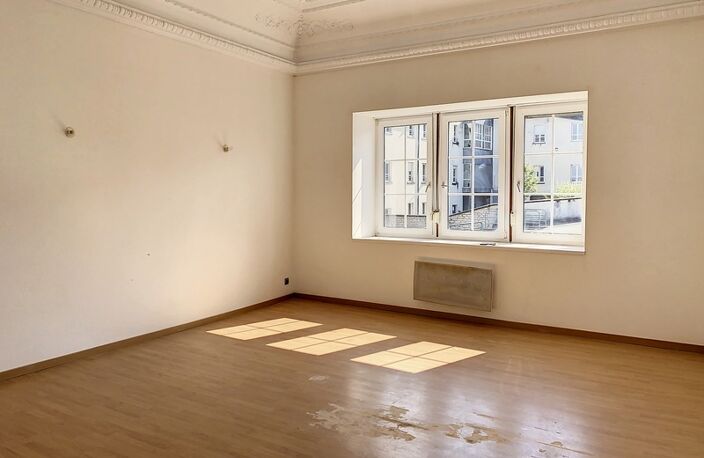 GRAY (70) - Vendu loué - Appartement 3 pièces - 2 chambres — photo 3