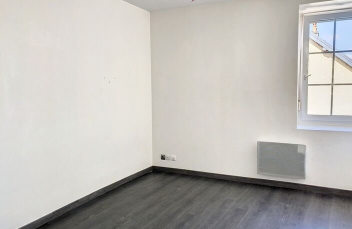 GRAY (70) - Vendu loué - Appartement 3 pièces - 2 chambres — photo 5