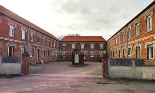 Immeuble  1021 m² à vendre à Effry (02500)