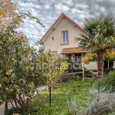 Maison 8 pièces 695000 €