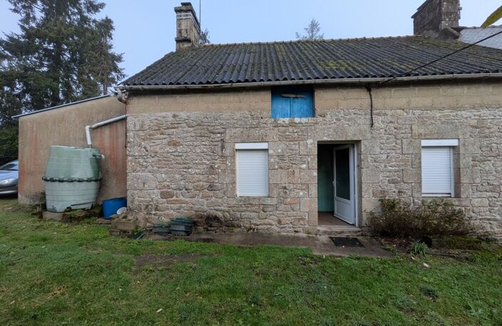 BUBRY MAISON À RÉNOVER DE 3 PIÈCES D'UNE SURFACE DE 95M² AVEC 5 DÉPENDANCES DE 285M² AU TOTAL PARCELLE DE 4810M² — photo 2