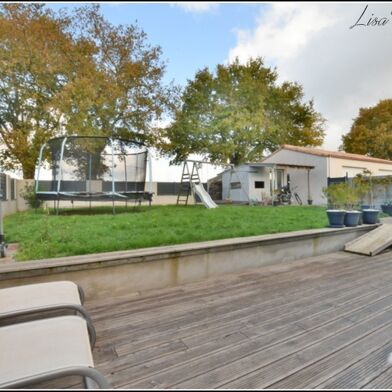 Maison 8 pièces 376000 €