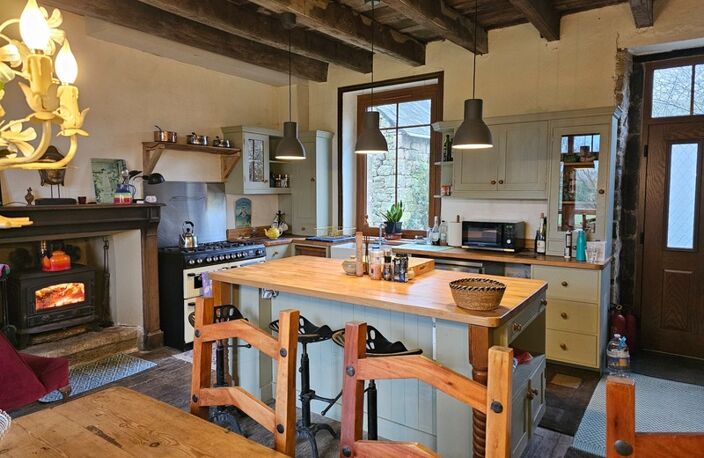 PERSQUEN EN CAMPAGNE JOLIE MAISON DE 134M² DE 5 PIÈCES UNE DÉPENDANCE DE 93M² EN PIERRE SOUS TÔLE UN TERRAIN DE 4220m² — photo 4