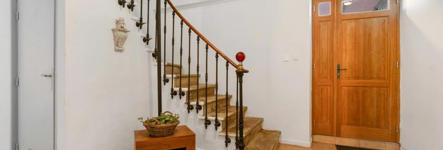 Divers 10 Pièces 330 m² à vendre à Faugères (34600)