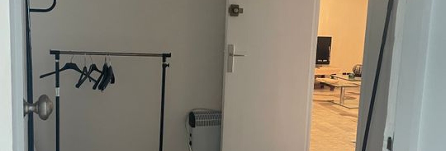 Appartement 1 Pièce 35 m² à louer à Cagnes-sur-Mer (06800)