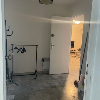 Appartement 1 pièces 770 €