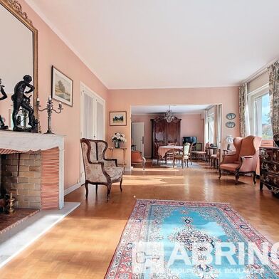 Appartement 6 pièces 735000 €