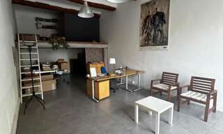 Commerce  40 m² à vendre à La Tour-d'Aigues (84240)