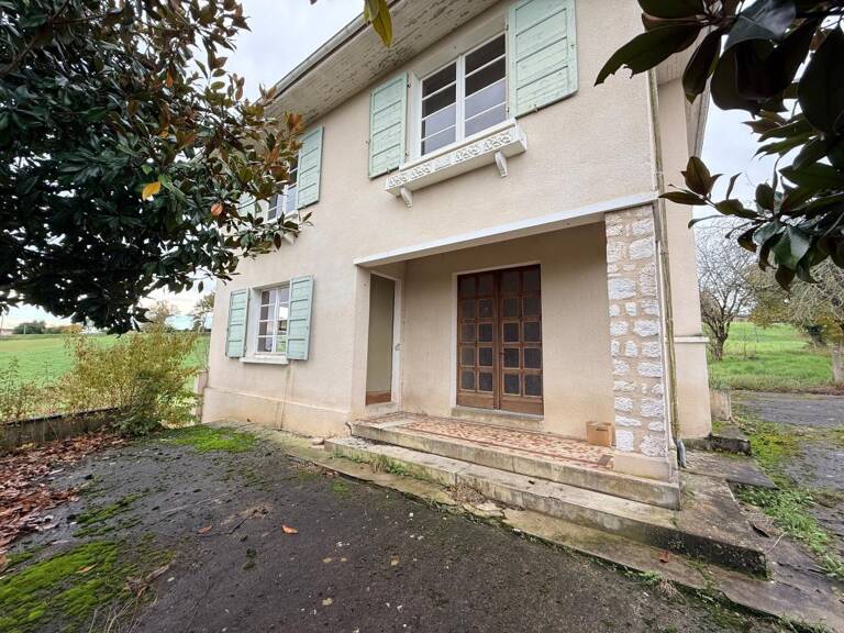 Maison familiale avec dépendances offrant un fort potentiel — photo 1