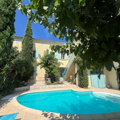 Maison 10 pièces 400000 €