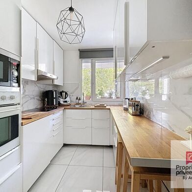 Appartement 3 pièces 229000 €