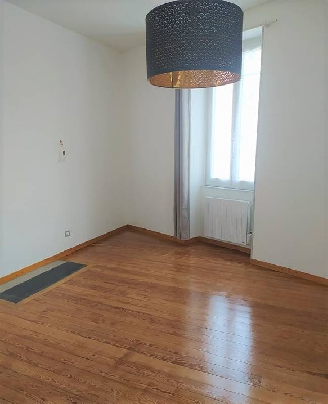 Photo Location T2 35 m² à Dijon 601 ¤ CC /mois image 2/3