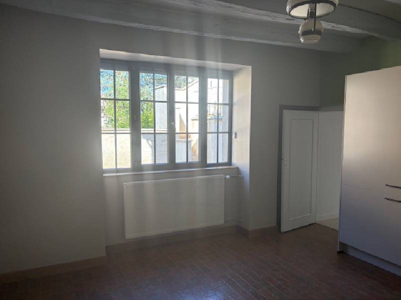 Location Maison 185 m² à Francheville 1 381 ¤ CC /mois