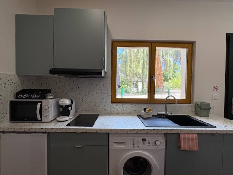 Location Studio 18 m² à Dijon 651 ¤ CC /mois