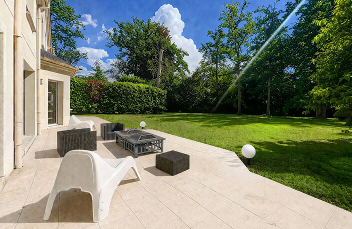 Maison Lamorlaye 8 pièce(s) 297 m² habitables, terrain 3386 m² — photo 4
