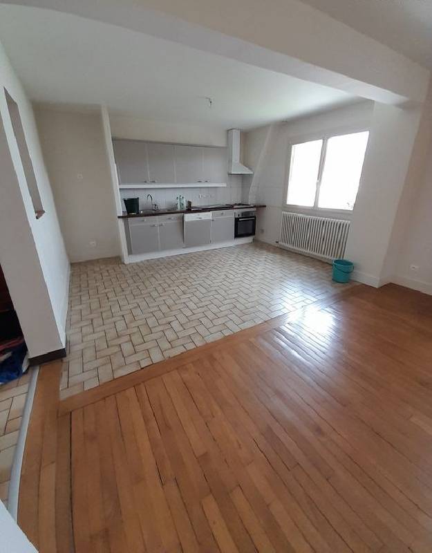 Location Maison 95 m² à Dijon 1 350 ¤ CC /mois