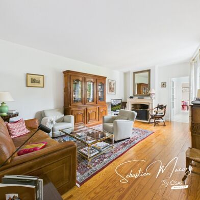 Maison 7 pièces 735000 €