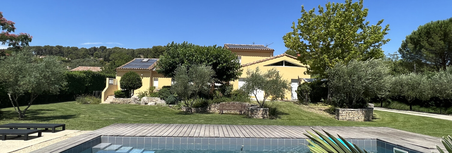 Maison 7 Pièces 165 m² à vendre à Cadenet (84160)