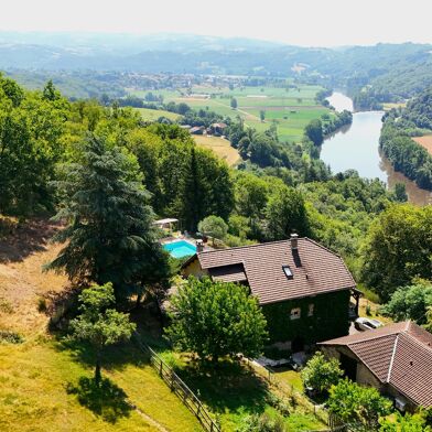 Maison 7 pièces 399900 €