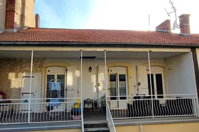 Appartement 4 pièces 94500 €