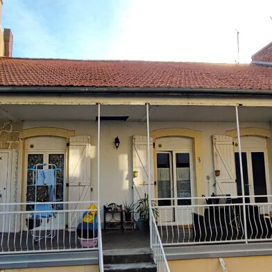 Appartement 4 pièces 94500 €