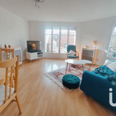 Appartement 3 pièces 1300 €