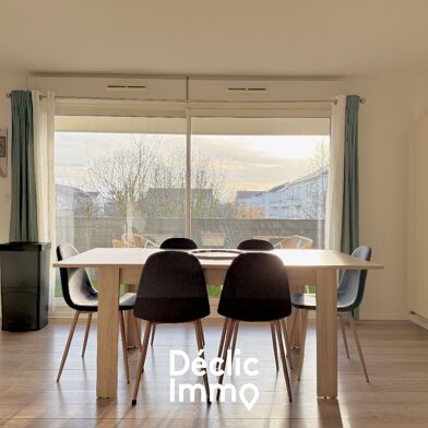 Appartement 3 pièces 895 €