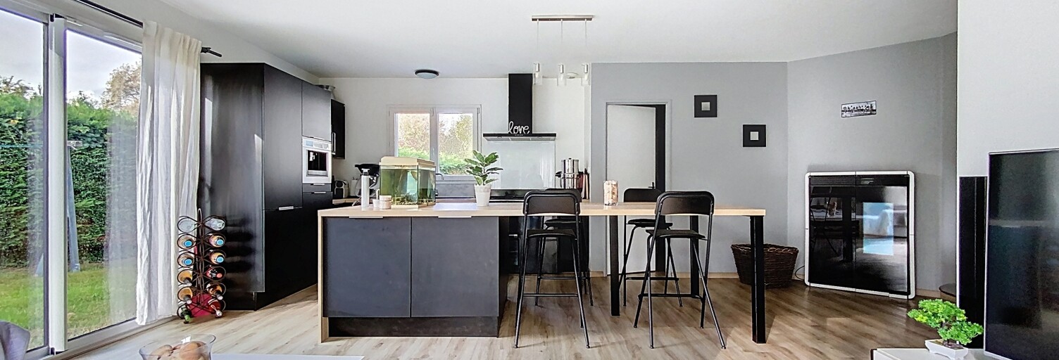 Maison 5 Pièces 107 m² à vendre à Roaillan (33210)