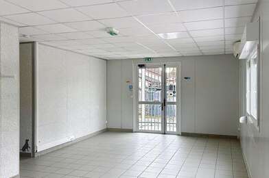 Commerce  440000 €