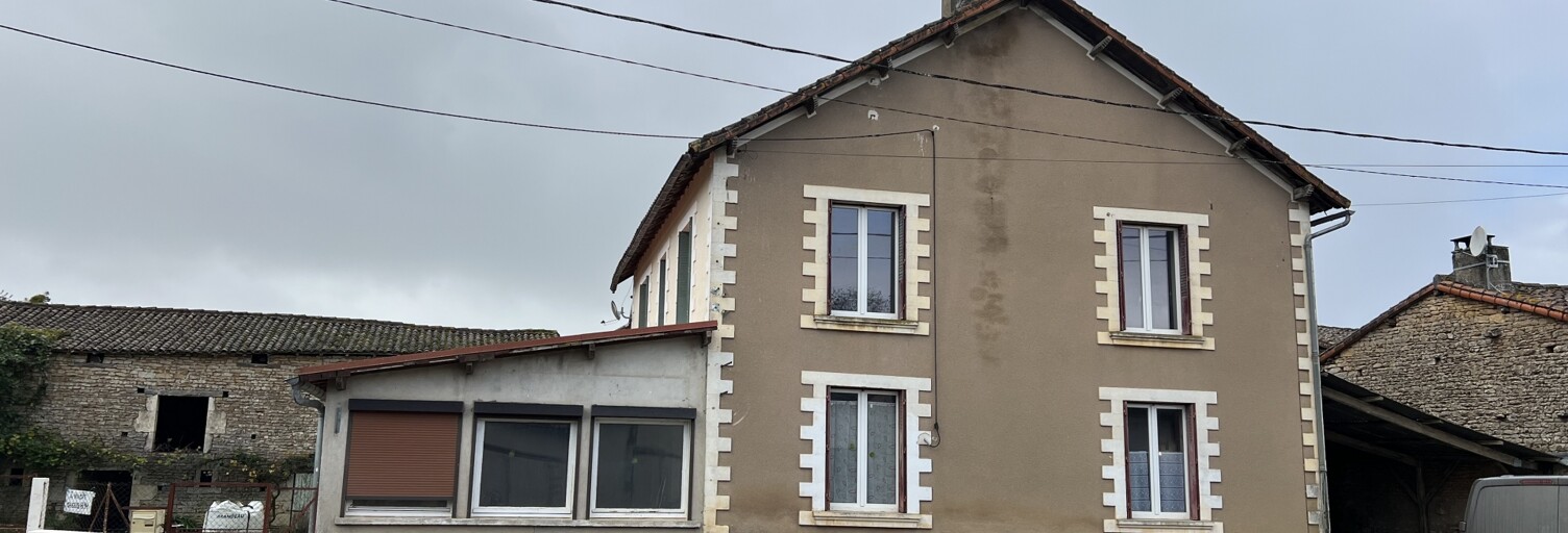 Maison 7 Pièces 235 m² à vendre à Voulême (86400)