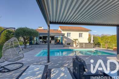 Maison 5 pièces 749000 €