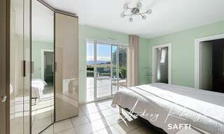 Maison 8 Pièces 210 m² à vendre à Chanos-Curson (26600)