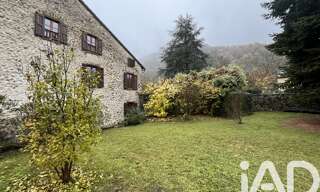 Maison 12 Pièces 250 m² à vendre à Saurat (09400)