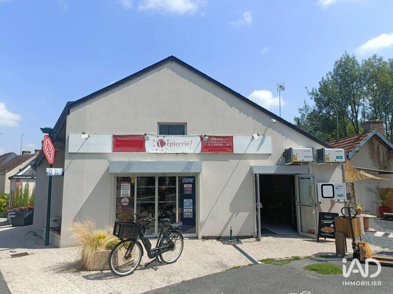 Vente Boutique/Local commercial 215 m&sup2; — photo 1