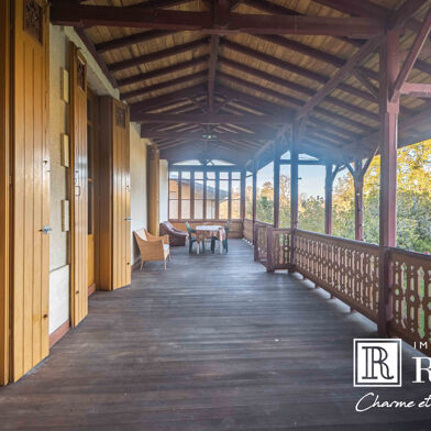 Maison 8 pièces 606000 €