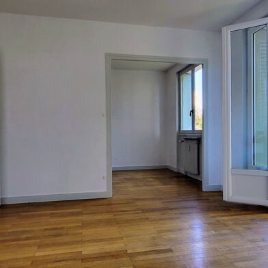 Appartement 4 pièces 170000 €