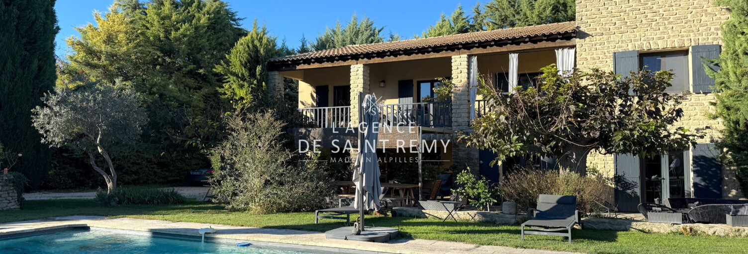 Maison 7 Pièces 209 m² à vendre à Saint-Rémy-de-Provence (13210)