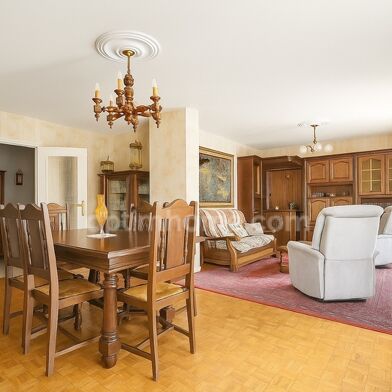 Appartement 4 pièces 335000 €