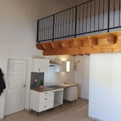 Appartement 5 pièces 680 €