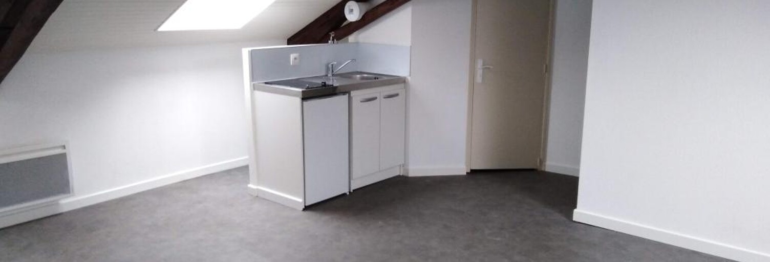 Appartement 1 Pièce 28 m² à louer à La Roche-sur-Yon (85000)