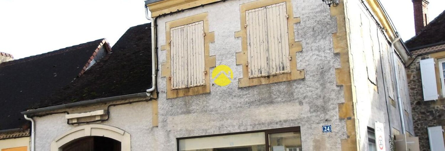 Maison 5 Pièces 77 m² à vendre à Lanouaille (24270)