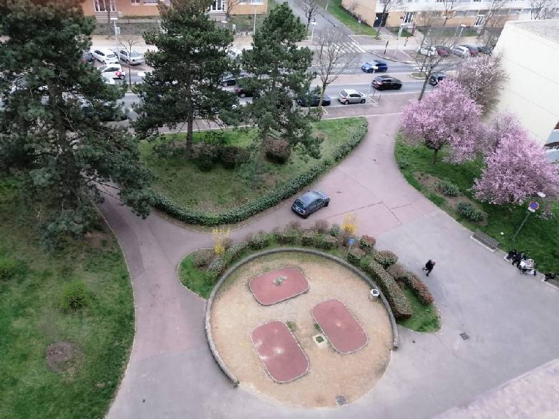 Photo Location T5 100 m² à Rillieux-la-Pape 1 281 ¤ CC /mois image 3/3