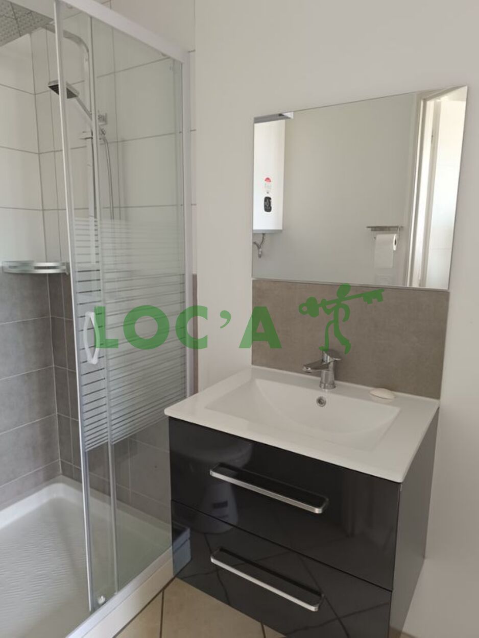 Location Studio 15 m² à Dijon 598 ¤ CC /mois