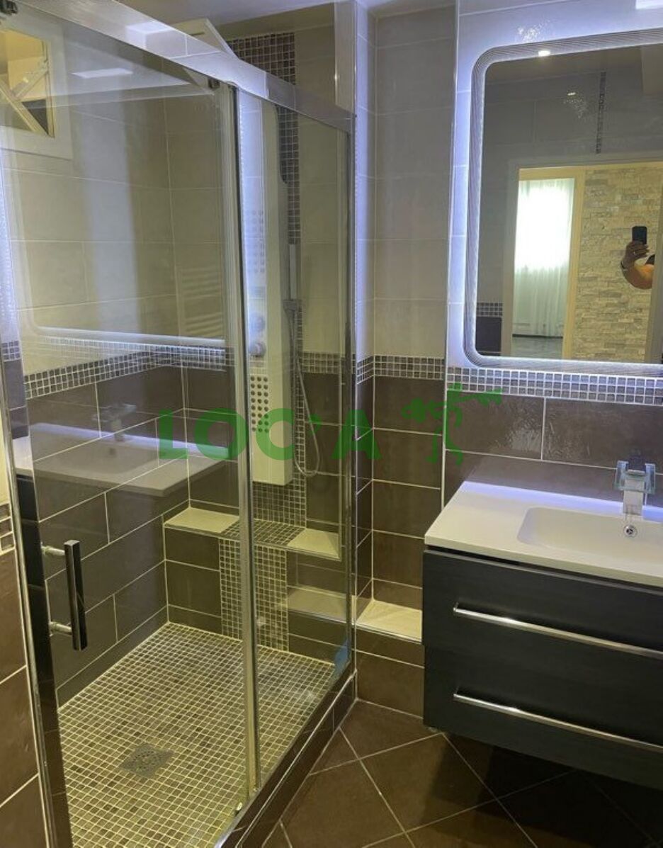 Photo Location T4 76 m² à Chenôve 950 ¤ CC /mois image 4/4