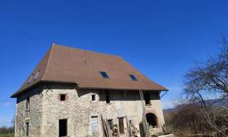 Appartement 15 Pièces 380 m² à vendre à Saint-Jean-d'Avelanne (38480)