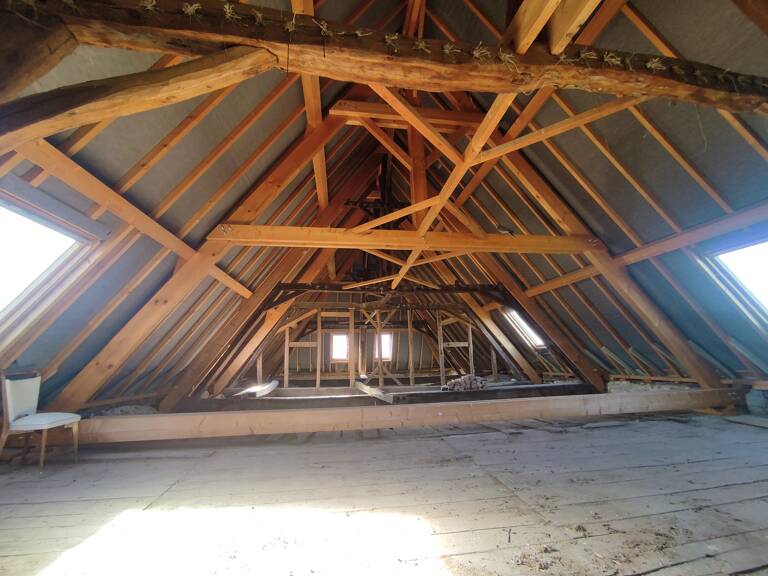 EXCLUSIVITÉ - FERME FORTE, DÉPENDANCES, ESPACES ET PATRIMOINE — photo 1
