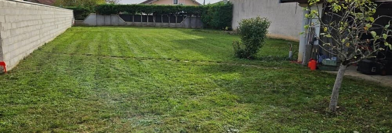 Terrain  596 m² à vendre à Décines-Charpieu (69150)