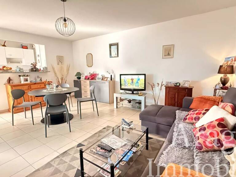 APPARTEMENT AVEC TERRASSE — photo 1